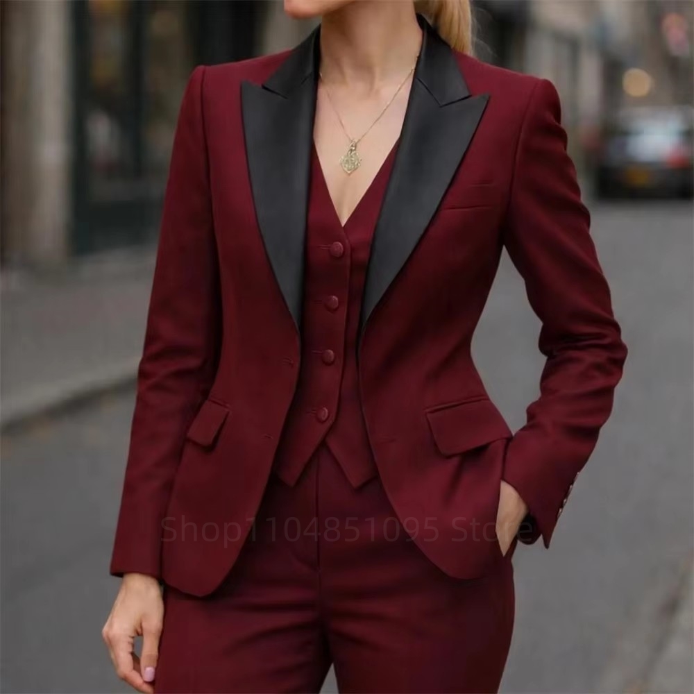 Embroidery Online - Модный женский деловой костюм-тройка: пиджак, брюки,