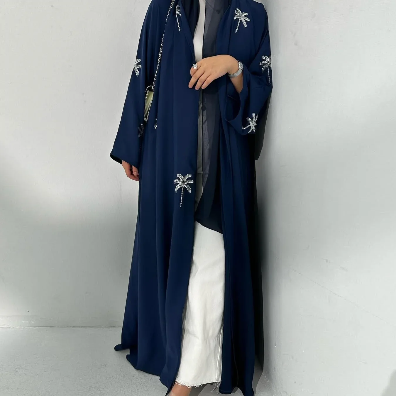 Мусульманский скромный кардига – обзор и цена Embroidery Kebaya