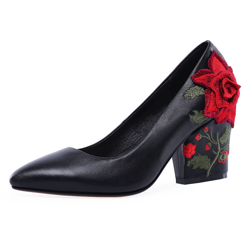 Модные туфли-лодочки с вышивко – обзор и цена Embroidery Rose