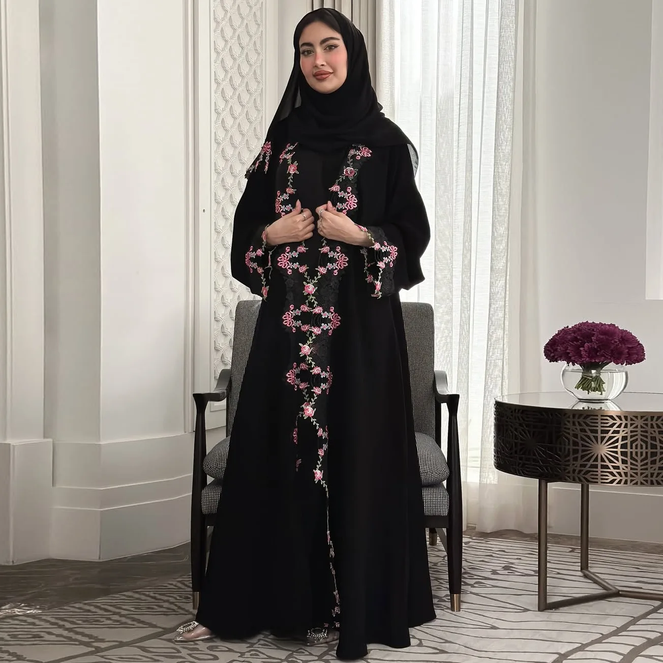 Черное кимоно с вышивкой, джал – обзор и цена Embroidery Kebaya